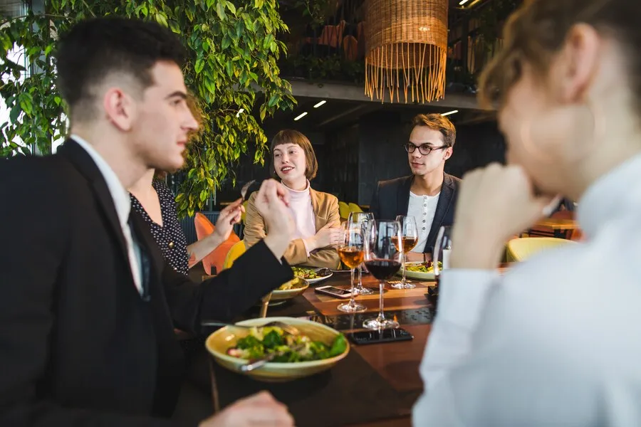 Custom Diet & Nutrition-Based Catering (Allergy-Sensitive, Athletes, Keto-Vegan)